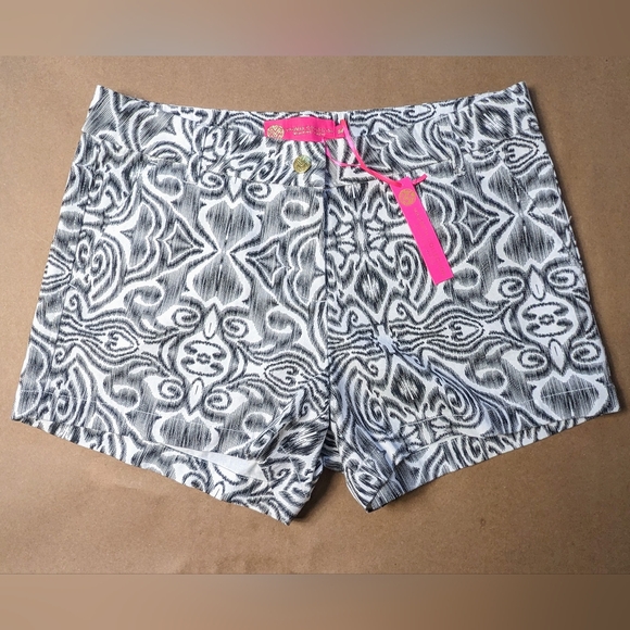 Macbeth Collection Shorts (Size M) - Picture 1 of 7